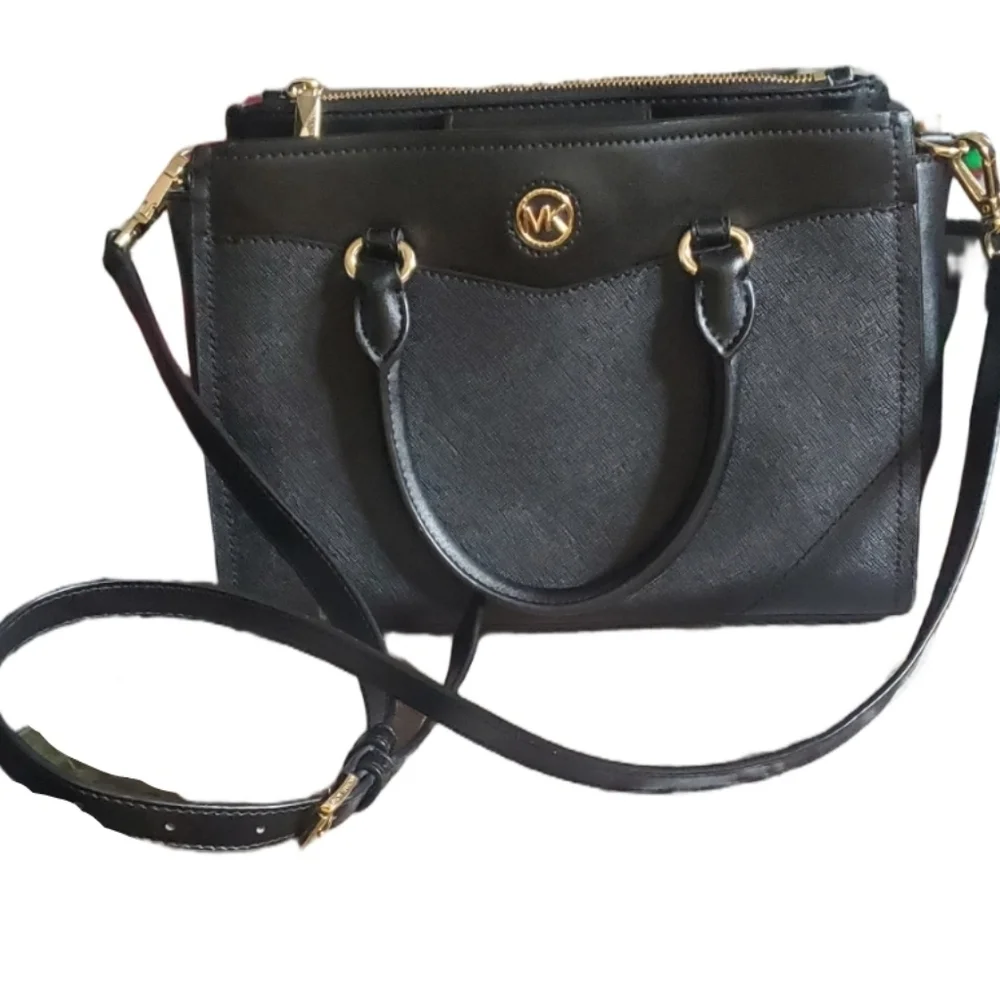 Michael Kors Everly Plain & Sapphino Leather Handbag With Shoulder Strap